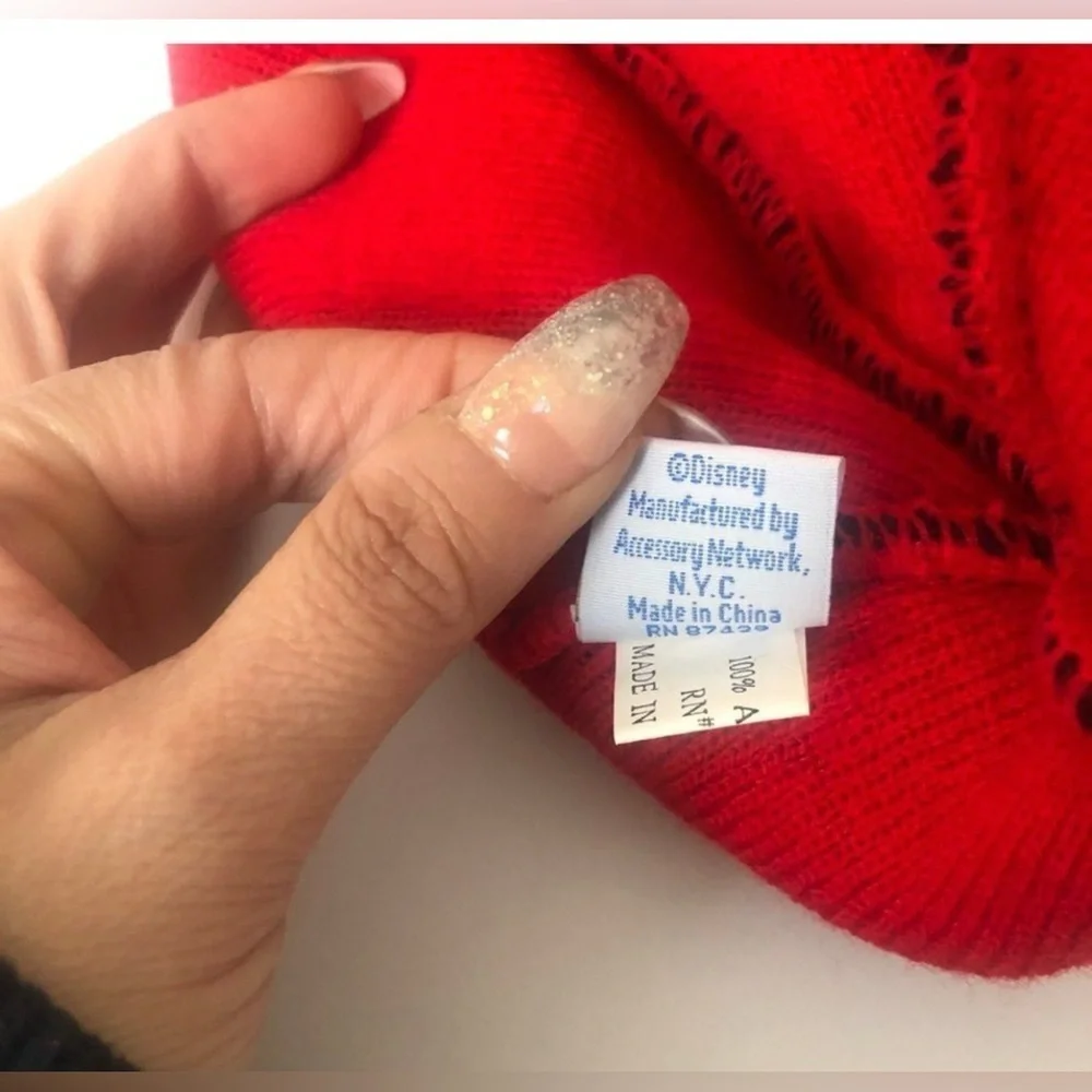 Vintage Winnie The Pooh Beanie Hat